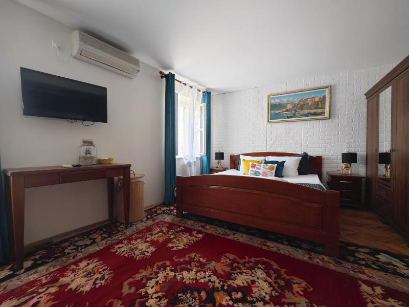 Beatrix Suites Budva Old Town image