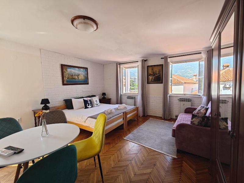 Beatrix Suites Budva Old Town image