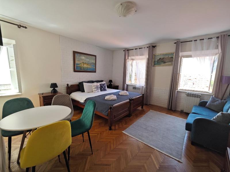 Beatrix Suites Budva Old Town image