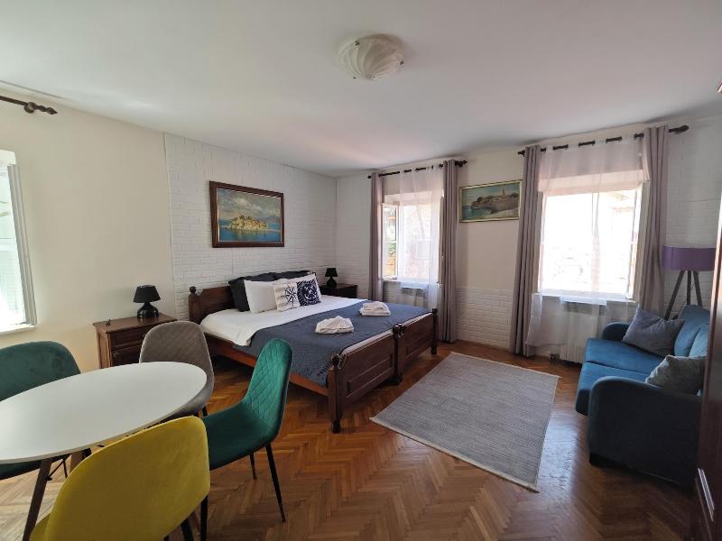 Beatrix Suites Budva Old Town image