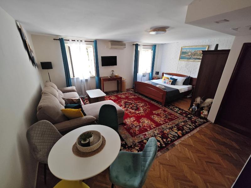 Beatrix Suites Budva Old Town image