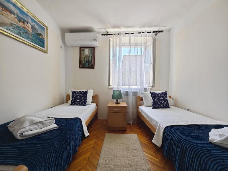 Beatrix Suites Budva Old Town image