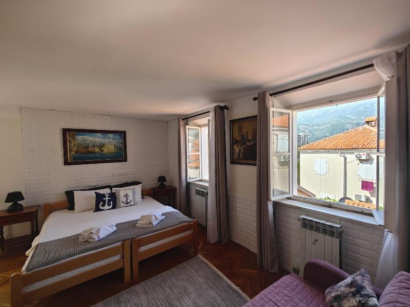 Beatrix Suites Budva Old Town image