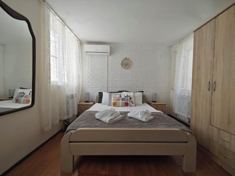 Beatrix Suites Budva Old Town image