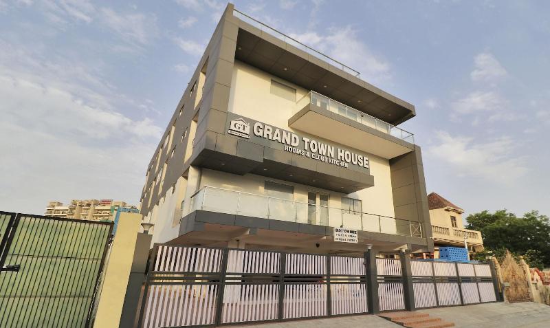 Treebo Grand Town House image