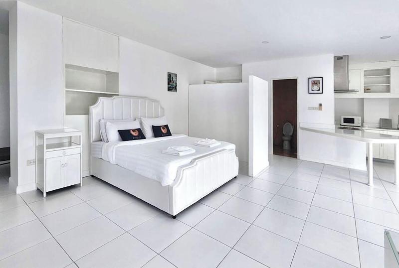 Roomquest Utopia Kata And Residence image
