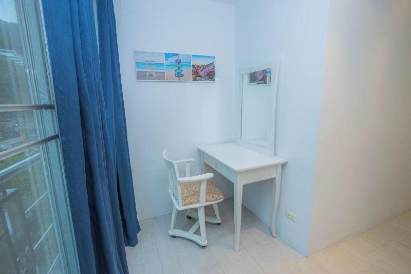 Roomquest Utopia Kata And Residence image