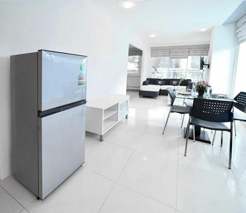 Roomquest Utopia Kata And Residence image