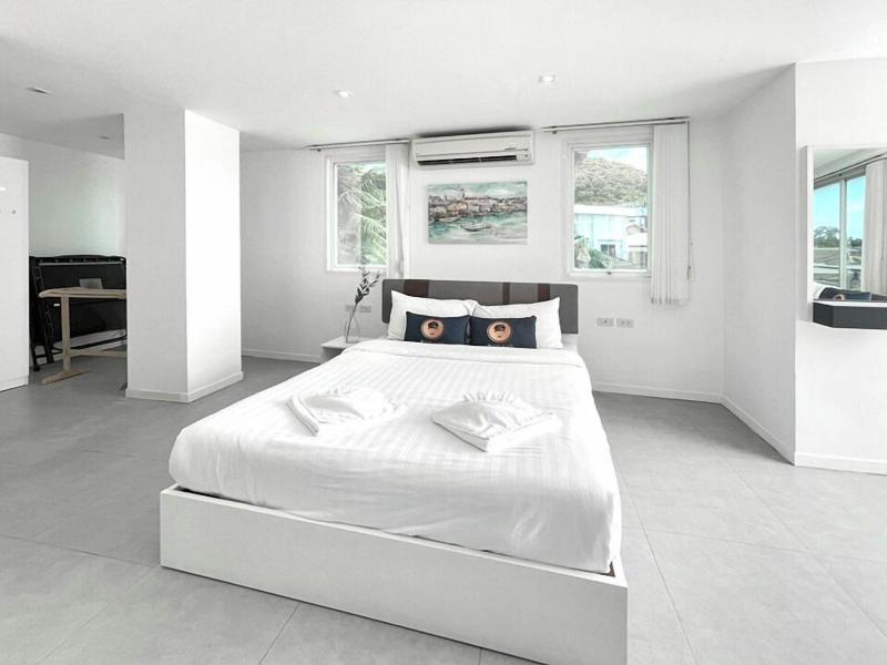 Roomquest Utopia Kata And Residence image