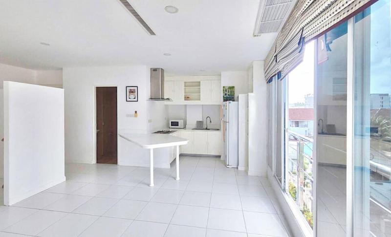 Roomquest Utopia Kata And Residence image