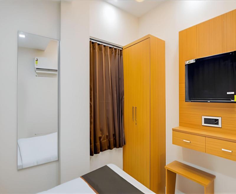 Hotel Exotic image