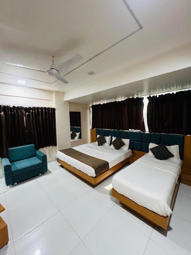 Hotel Exotic image