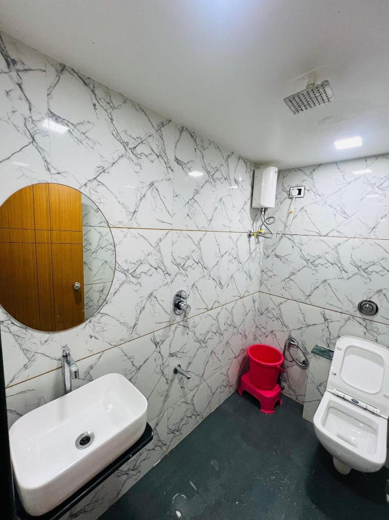 Hotel Exotic image