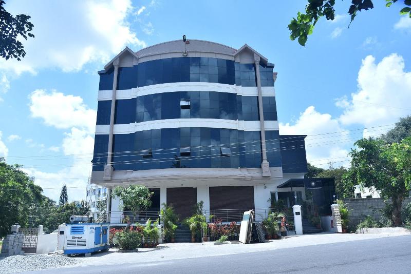 Bimba Hotels image