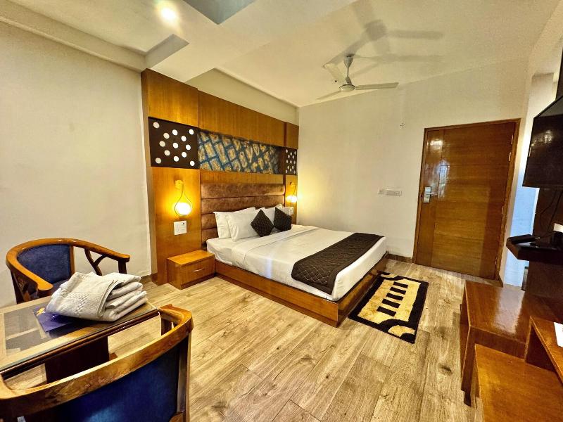 Ab S Abode A Boutique Hotel image