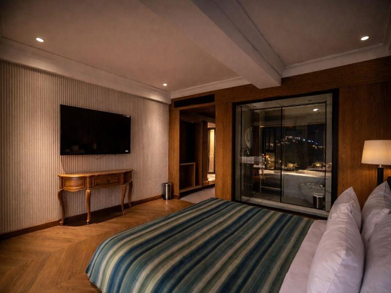 Ab S Abode A Boutique Hotel image