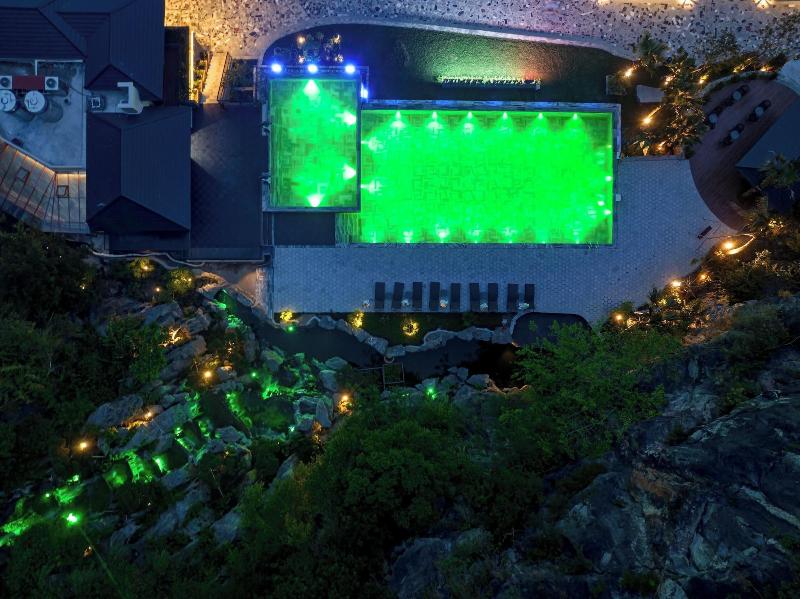 Athena Premier Resort Ninh Ba Nh image