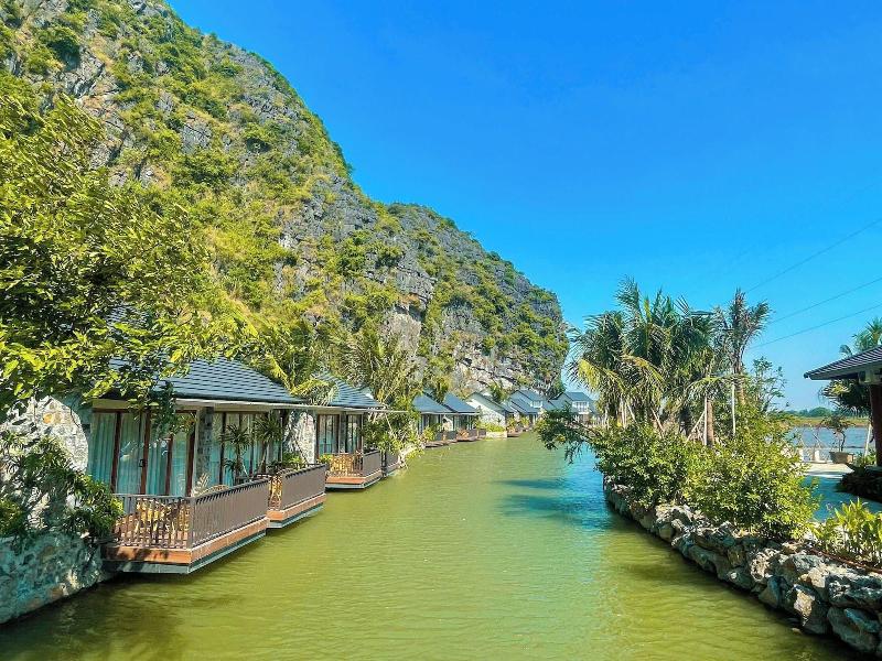 Athena Premier Resort Ninh Ba Nh image