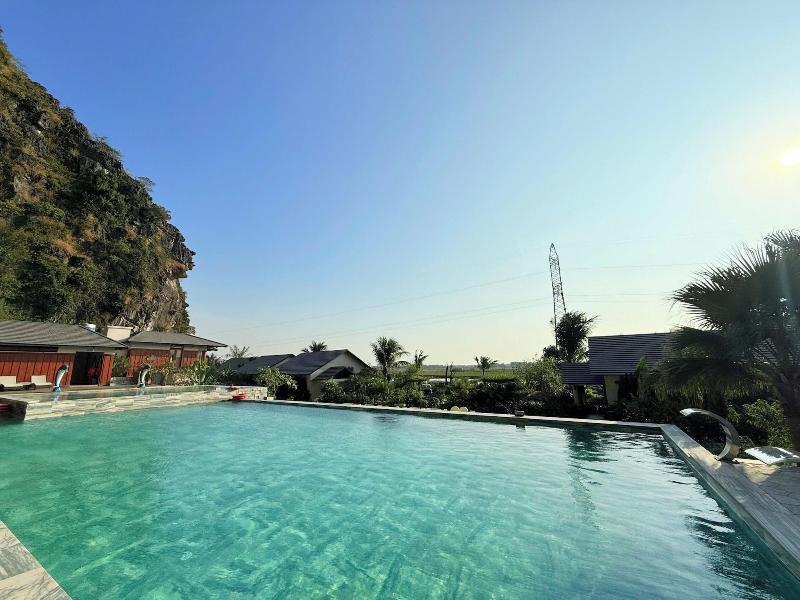 Athena Premier Resort Ninh Ba Nh image