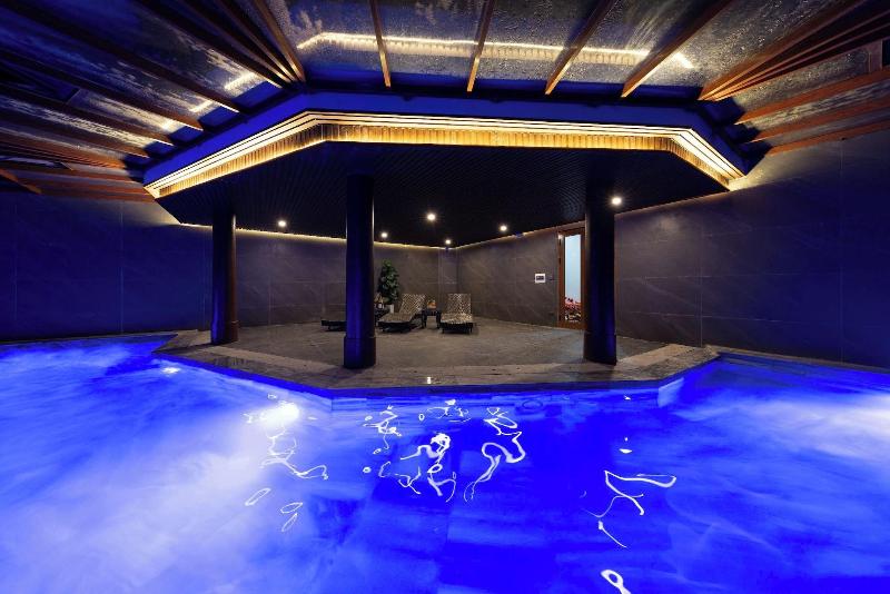 Athena Premier Resort Ninh Ba Nh image
