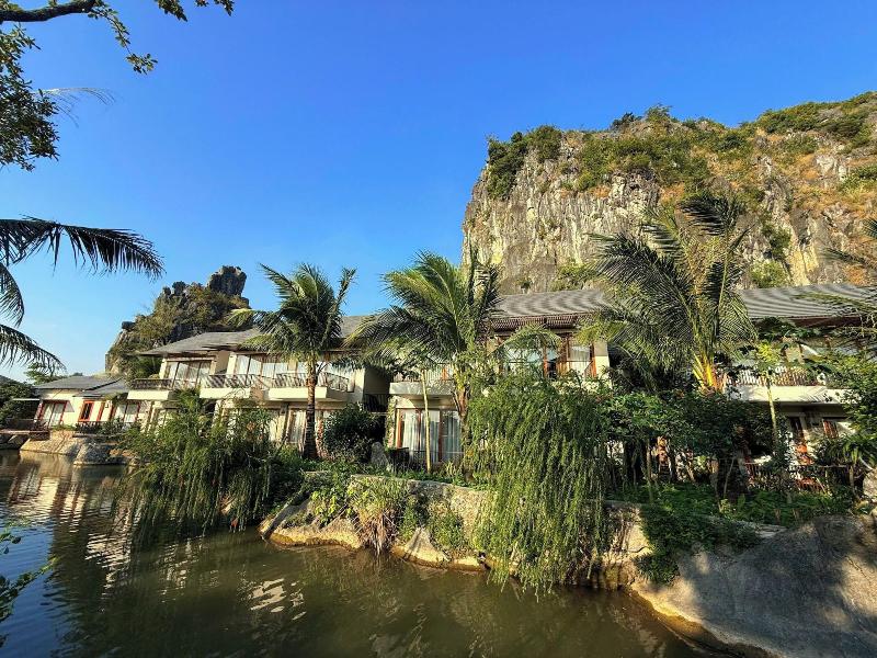Athena Premier Resort Ninh Ba Nh image