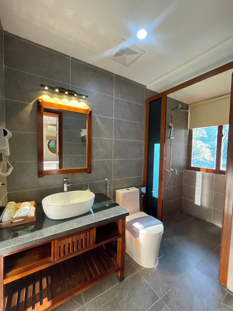 Athena Premier Resort Ninh Ba Nh image