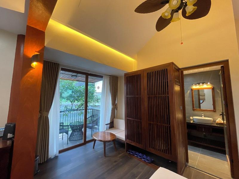 Athena Premier Resort Ninh Ba Nh image