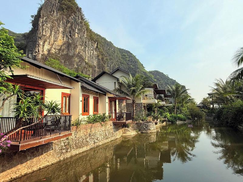 Athena Premier Resort Ninh Ba Nh image