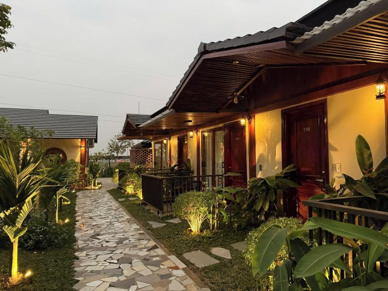 Athena Premier Resort Ninh Ba Nh image