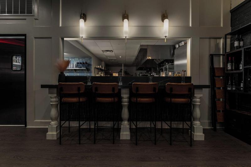 Hotel Vela image