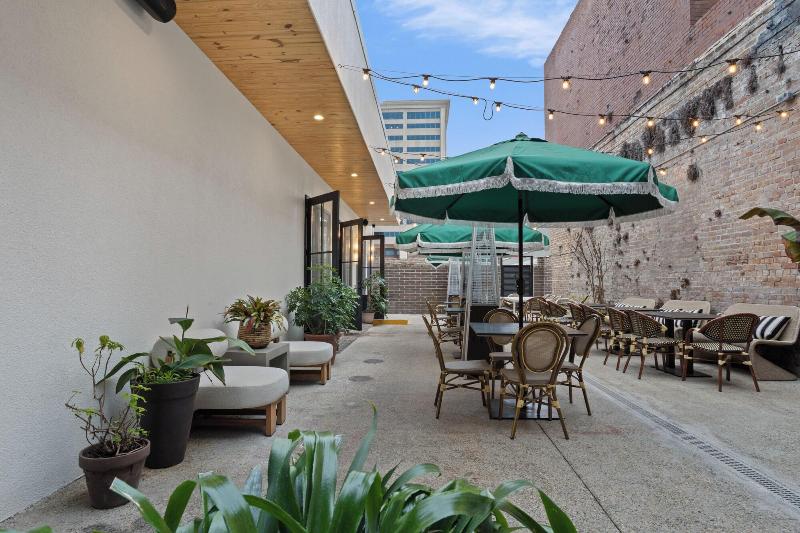 Hotel Vela image