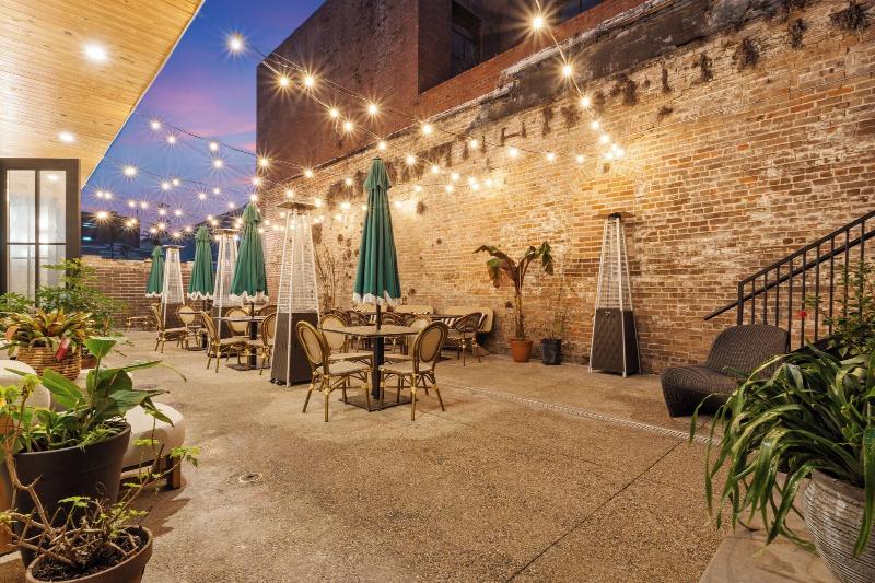 Hotel Vela image