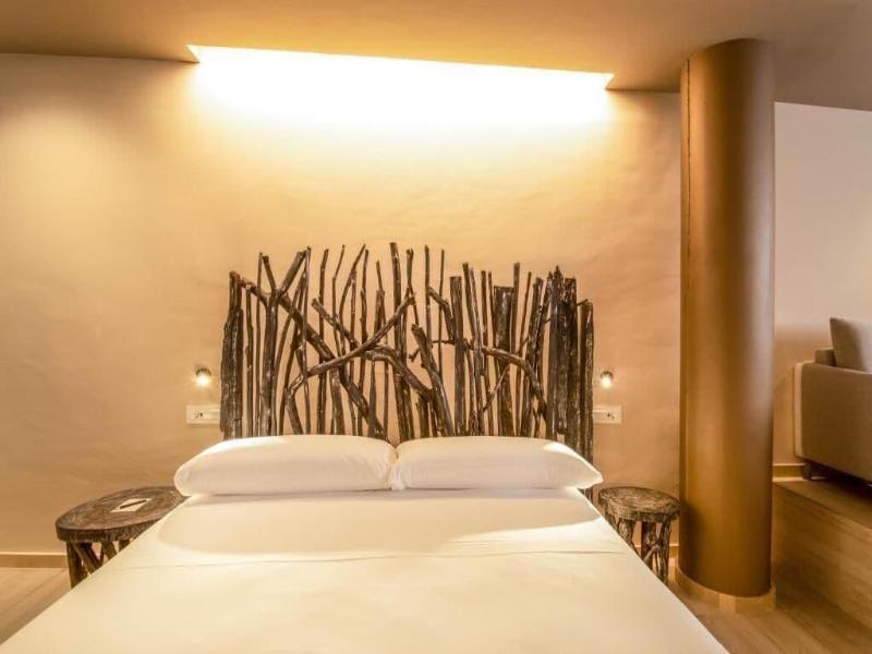 Hotel Ca Diz Baha A By Q Hotels image