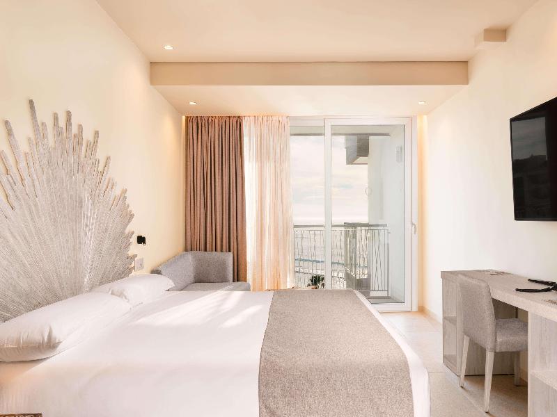 Hotel Ca Diz Baha A By Q Hotels image