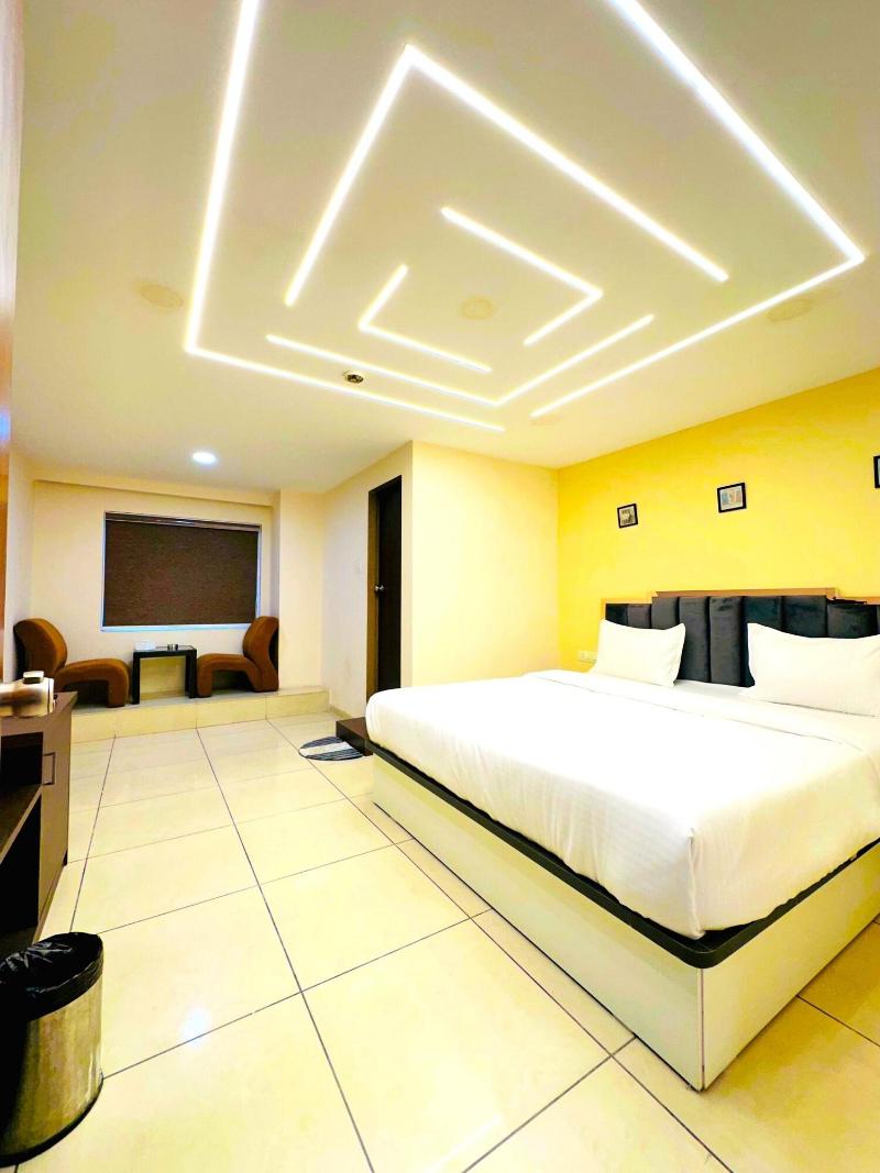 Aundh Elite Stay image