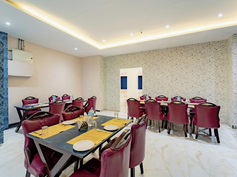 Aceotel Premier Vijay Nagar image