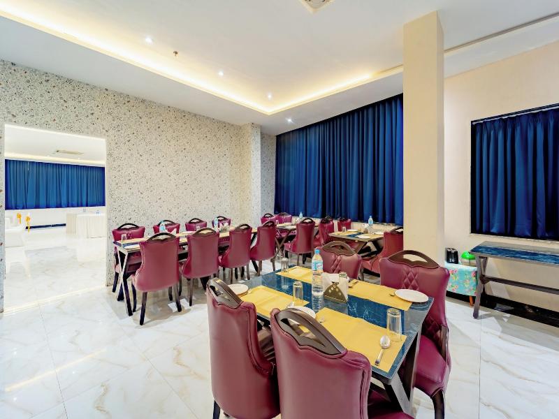 Aceotel Premier Vijay Nagar image