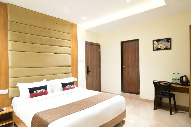 Aceotel Premier Vijay Nagar image