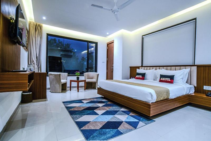 Aceotel Premier Vijay Nagar image