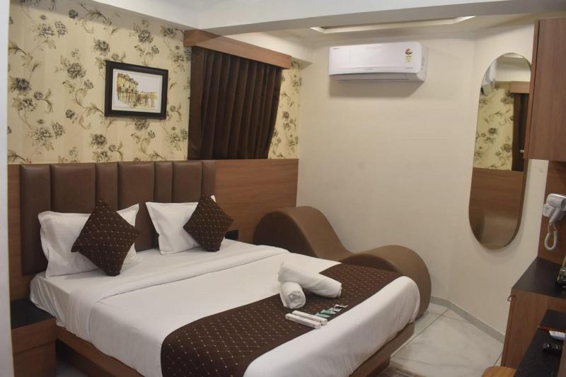 Hotel Green Fortune image