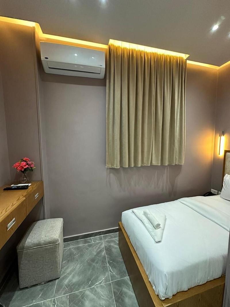 Castello Hotel Cairo image