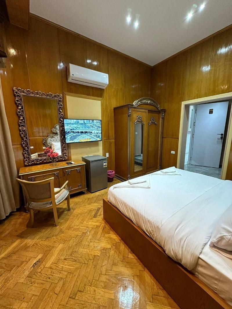 Castello Hotel Cairo image