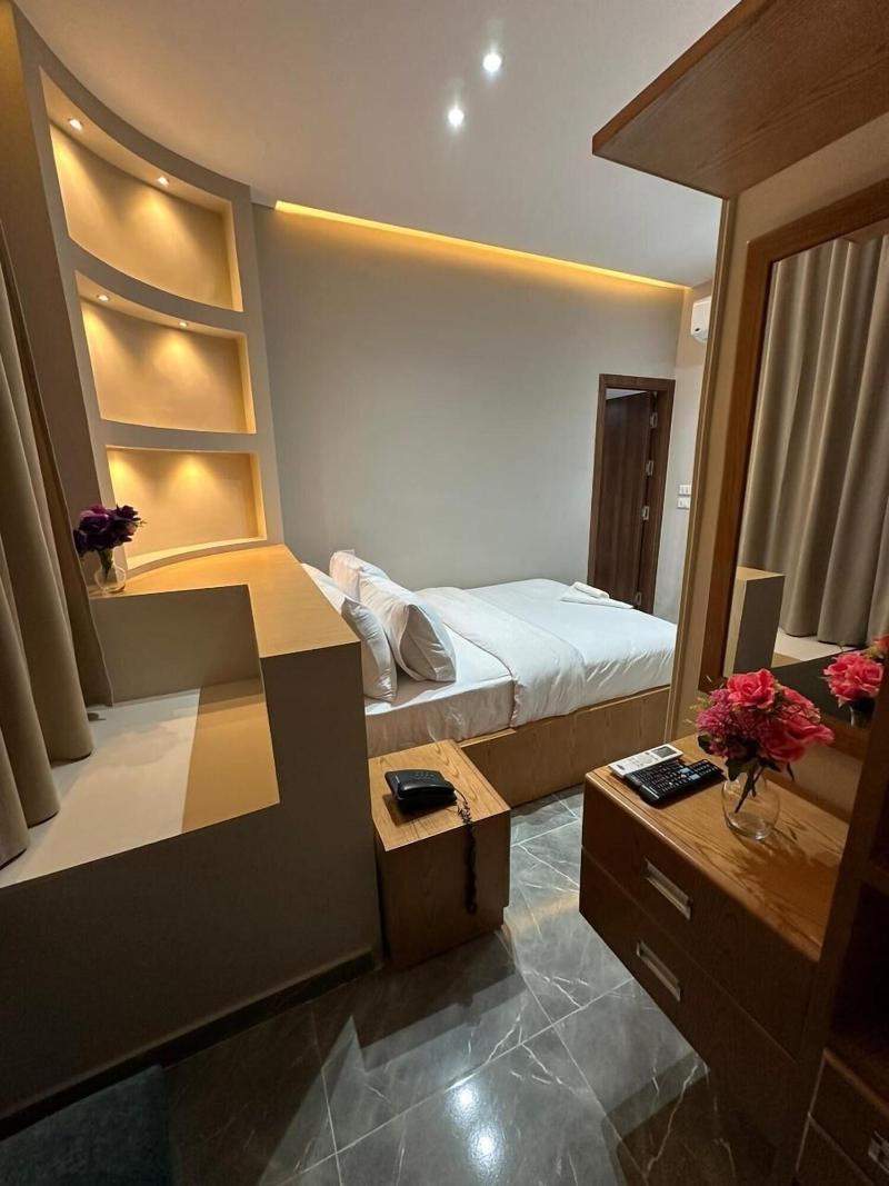 Castello Hotel Cairo image
