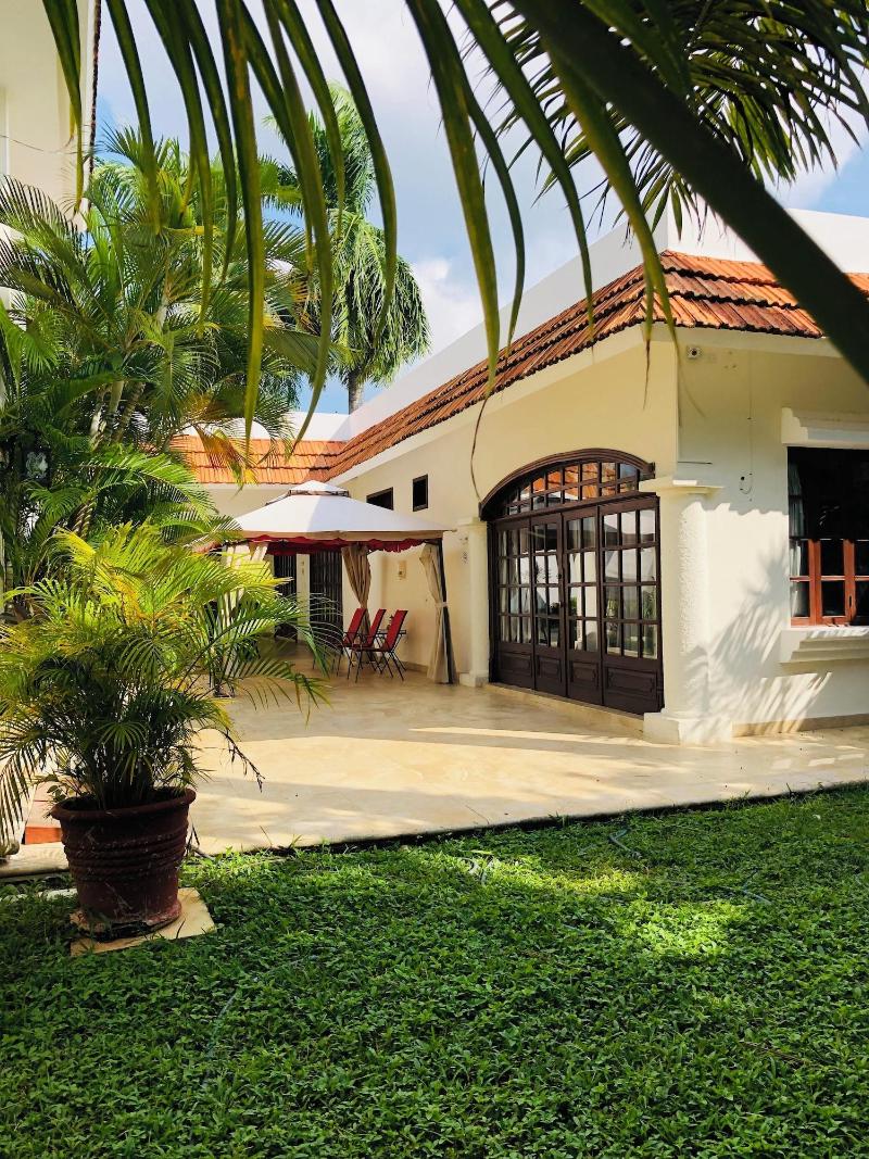 Hotel Boutique Villas Segovia Suites Cozumel image