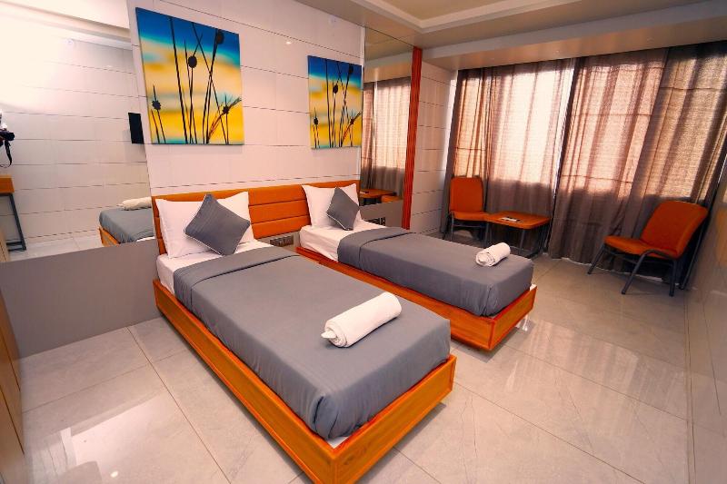Hotel Sunshine image