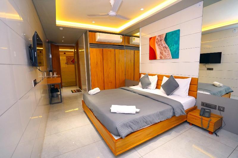 Hotel Sunshine image