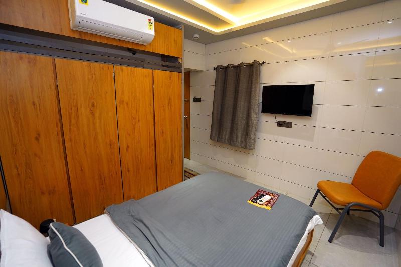 Hotel Sunshine image