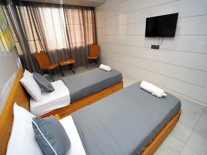 Hotel Sunshine image