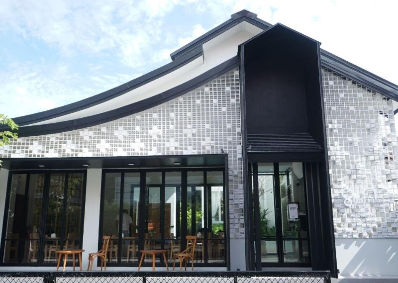 Glyn Chiangmai image