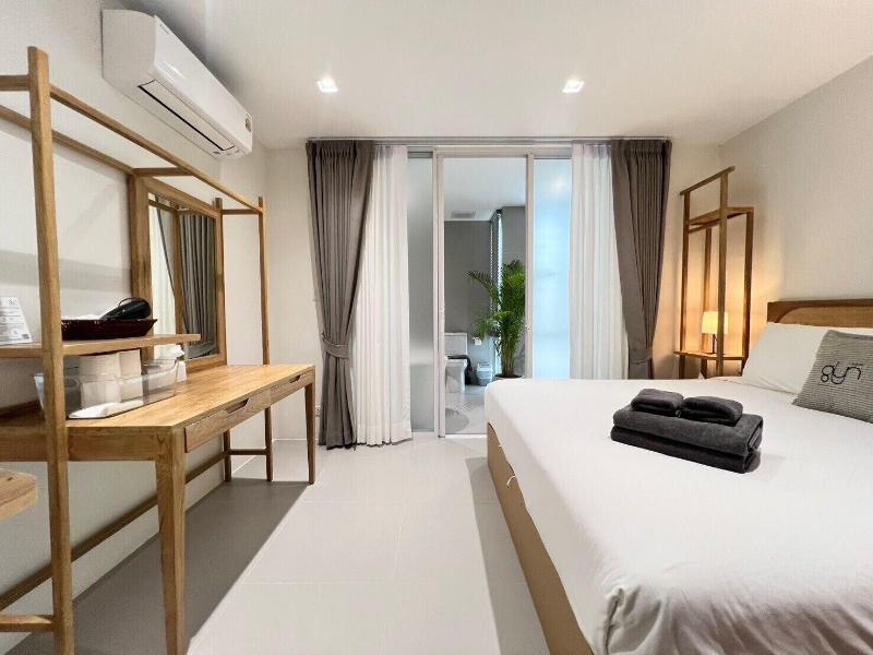 Glyn Chiangmai image